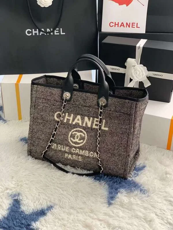 Edgy Bags For Bold And Daring Fashionistas CNL2 Zynteeq 130