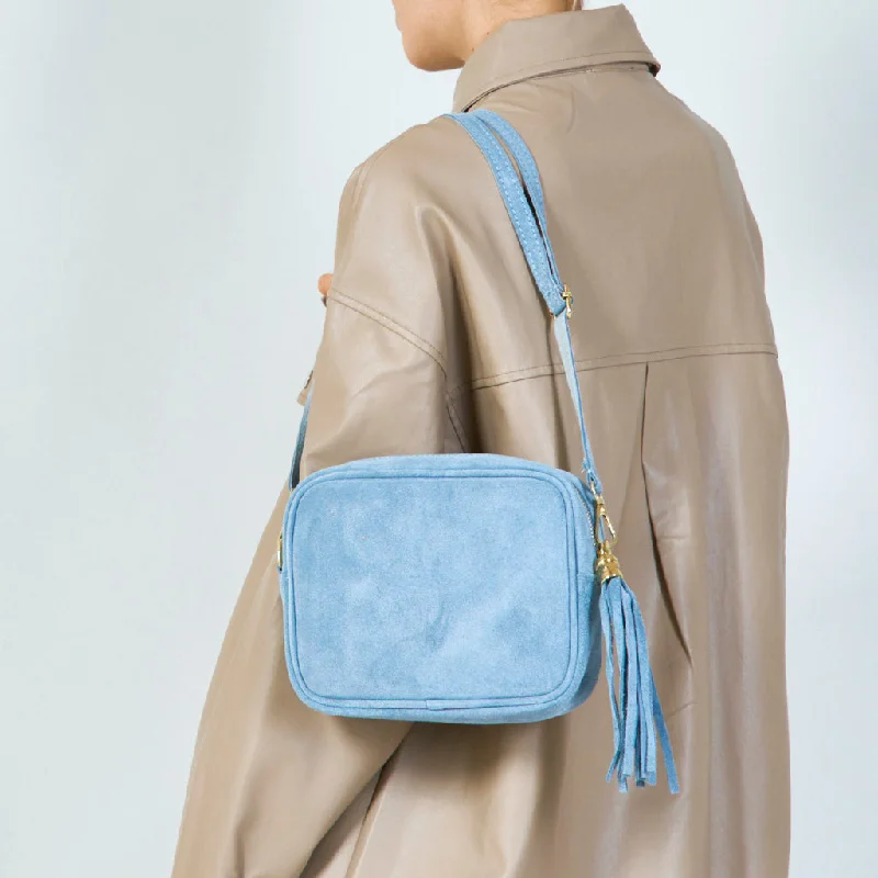 LIGHTBLUE