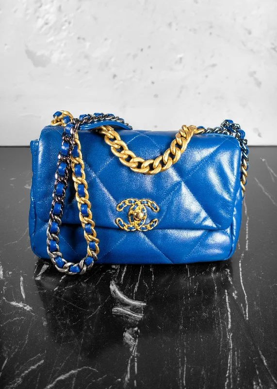 Elegant And On-Sale Evening Bags Chanel Lambskin Quilted Medium 19 Blue Flap Bag