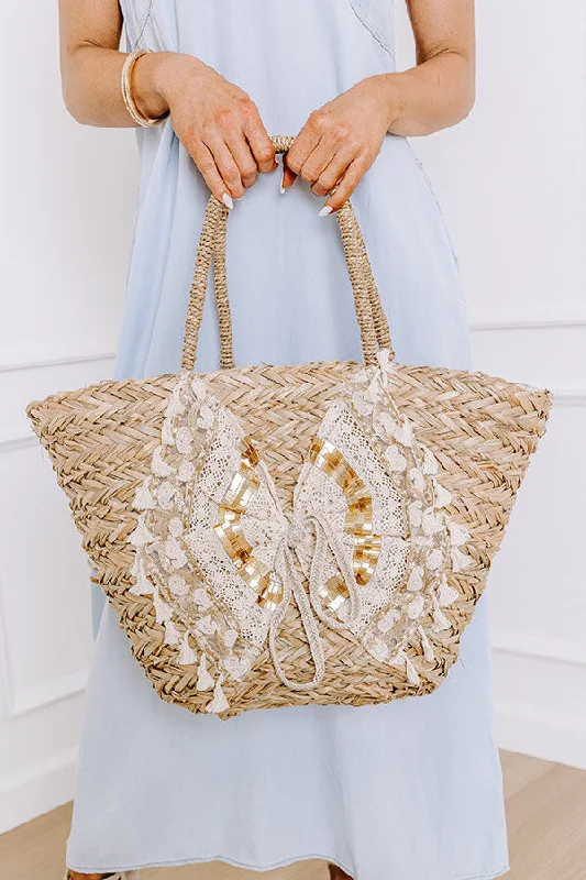 Stylish Bags For Fashion Bloggers Feeling Boho Straw Woven Tote