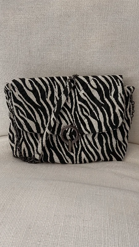 Minimalist Bags For Clean And Modern Aesthetics Leather Zebra Bag