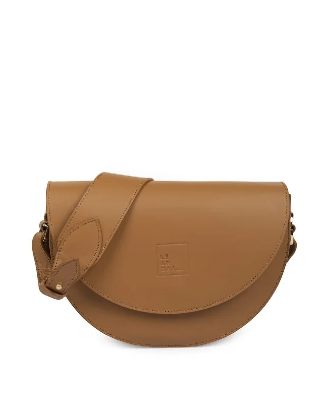 Affordable Bags For College Students On Sale Leather Saddle bag - Caramel