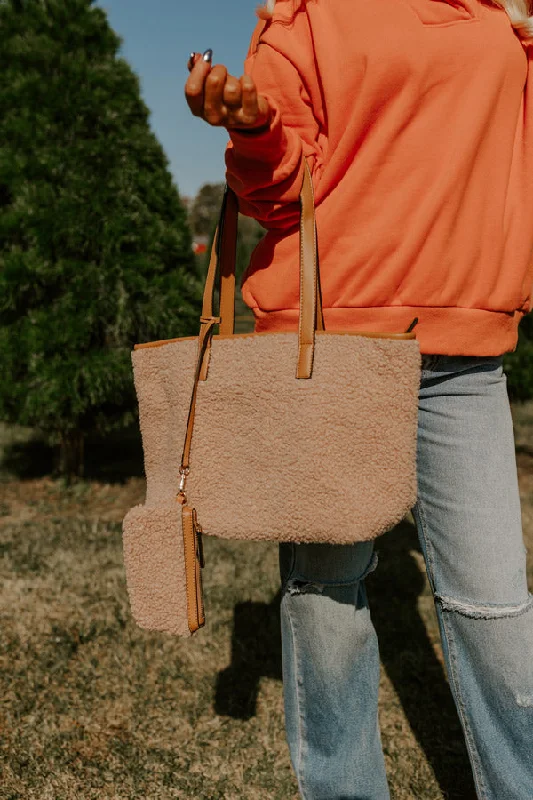 Trendy Bags For Teenage Girls Telluride Travels Sherpa Tote