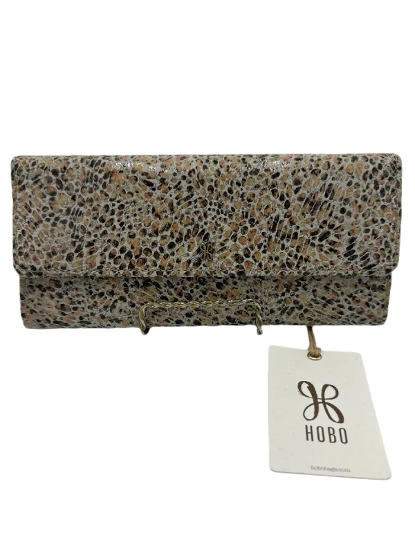Vibrant Bags With Discounts New! Wallet Designer By Hobo Intl