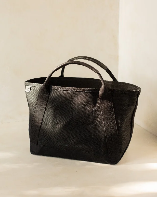 Black Canvas