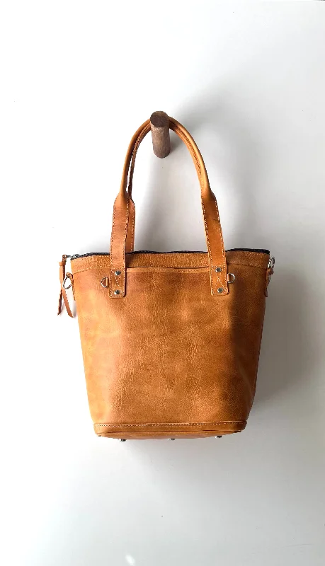 Cozy Handbags With Clearance Prices Gracie All leather Tote 601