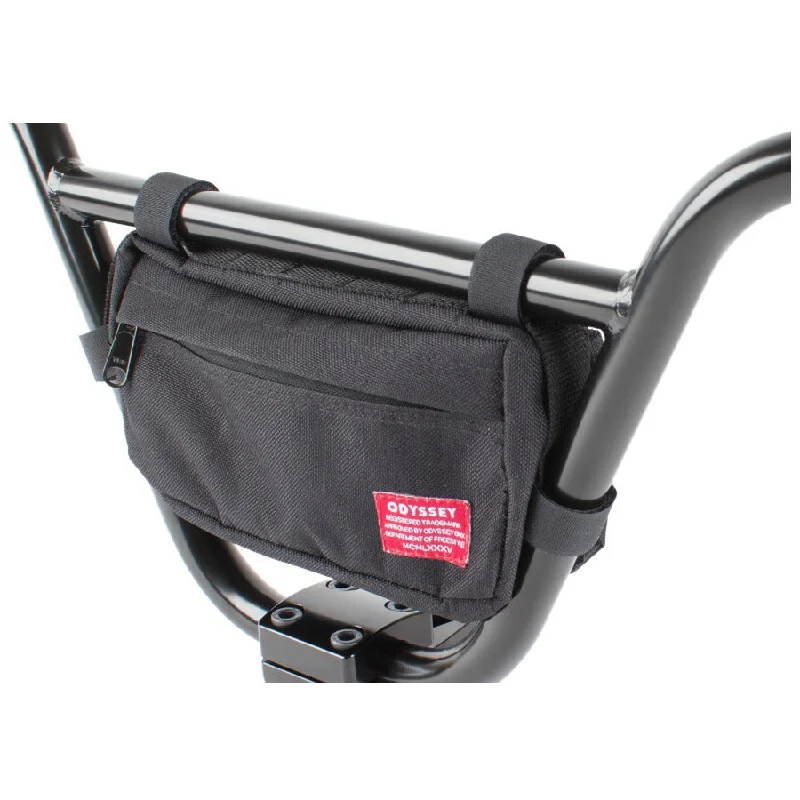 Casual Chic Deals Odyssey Switch Pack Bag