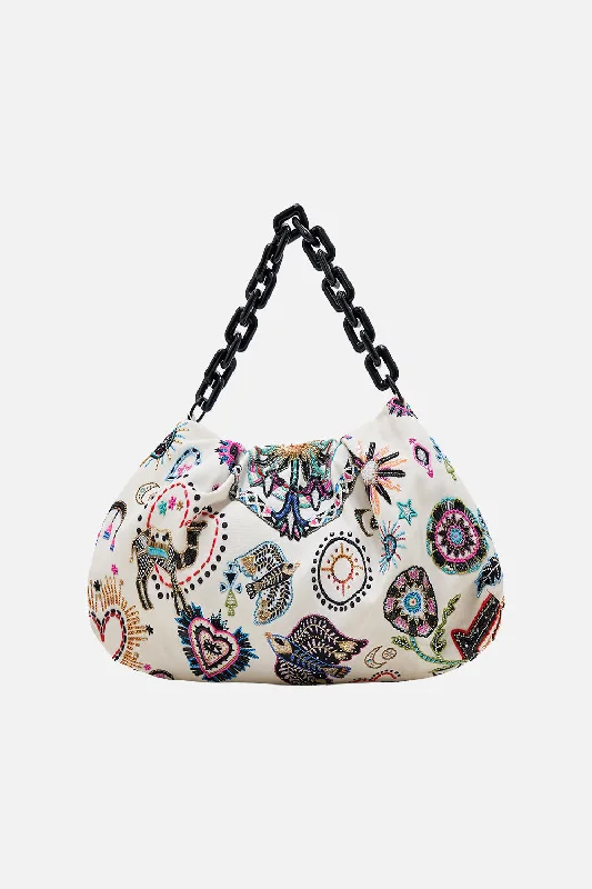 Inspired Bags For High-End Fashion OVERSIZED CLUTCH WITH CHAIN NUBIAN WONDERLAND