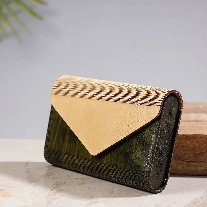 Stylish And Affordable Bags For Every Occasion Green - Handcrafted Birch Wooden Clutch