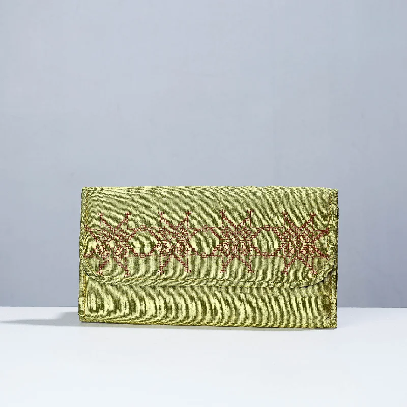 Trendy Bags Kasuti Embroiderey Clutch Wallet