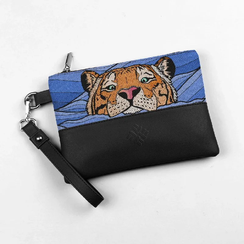 Flash Sale On Premium Bags Black Toiletry Pouch Sea Tiger