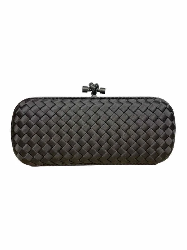 Lightweight And Functional Bags For Travel And Work Bottega Veneta Stretch Box Knot Clutch