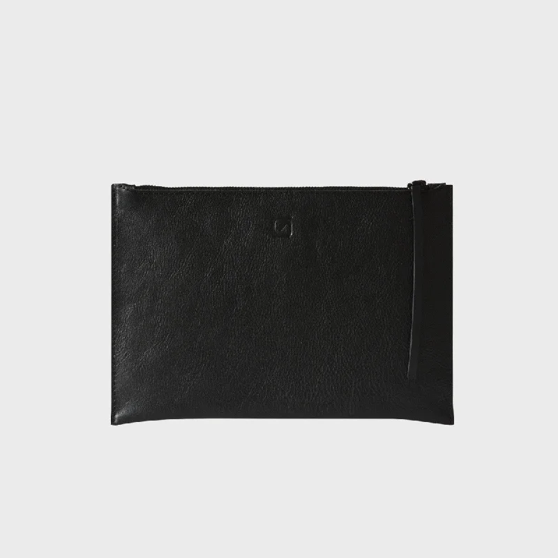 Bold Fashionistas MEDIUM CLUTCH, black