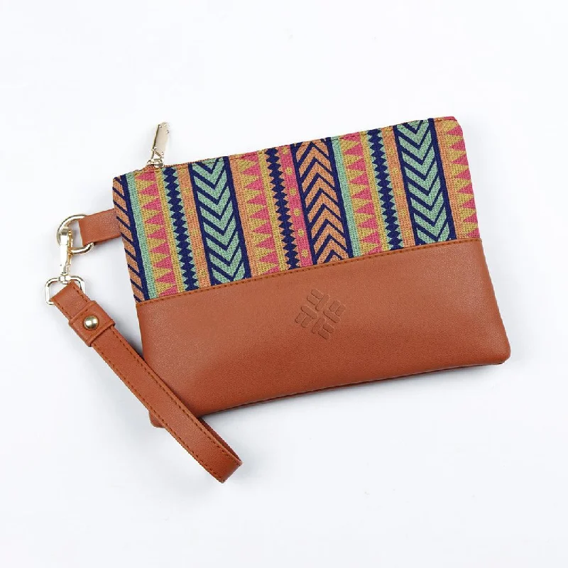 Limited-Time Offers On Trendy And Stylish Bags Toiletry Pouch Arrows