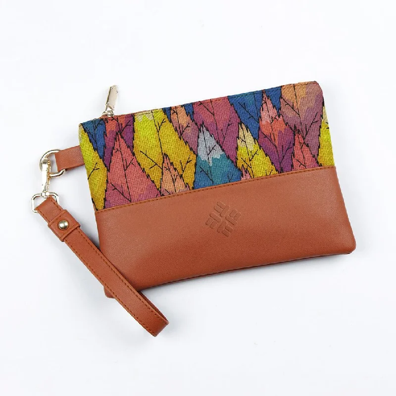 Bags With Limited-Time Deals Toiletry Pouch The colorful woodland