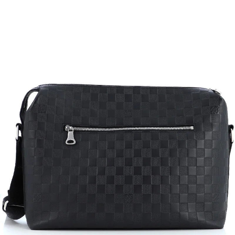 Lightweight Bags With Clearance Prices Discovery Messenger Bag Damier Infini Leather MM