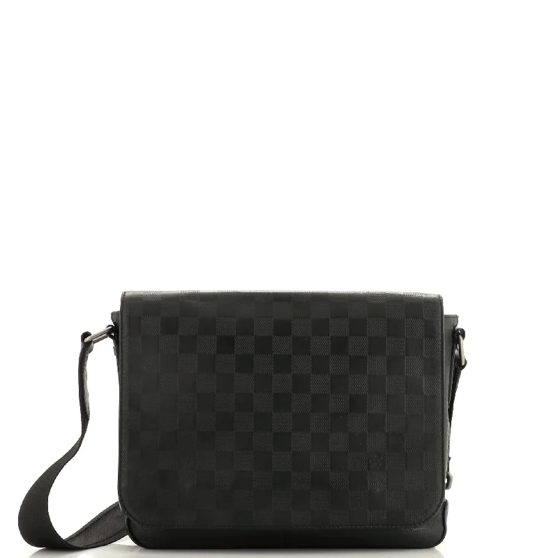 Party Bags For New Year's Eve And Special Occasions District Messenger Bag Damier Infini Leather PM