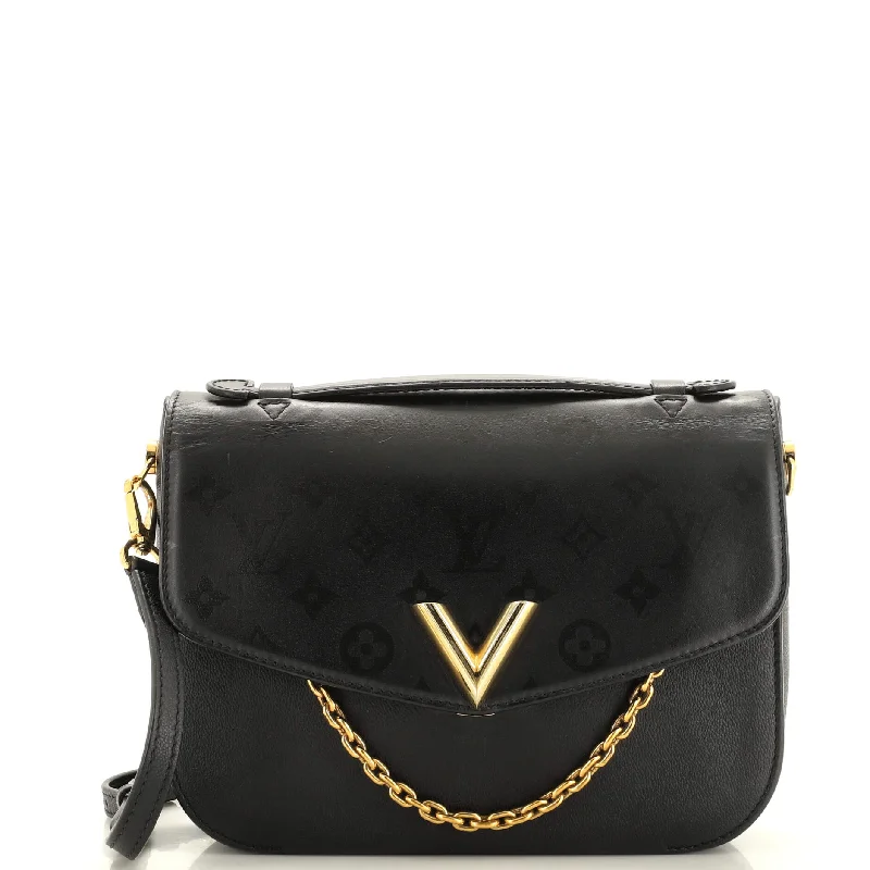 Chic Bags For Office Professionals And Urban Dwellers Very Messenger Monogram Leather