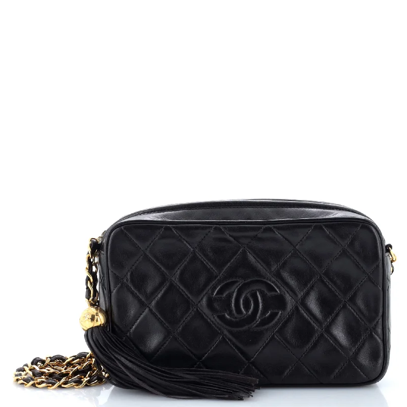 Luxury Bags With Premium Materials And Craftsmanship Vintage Diamond CC Camera Bag Quilted Leather Small